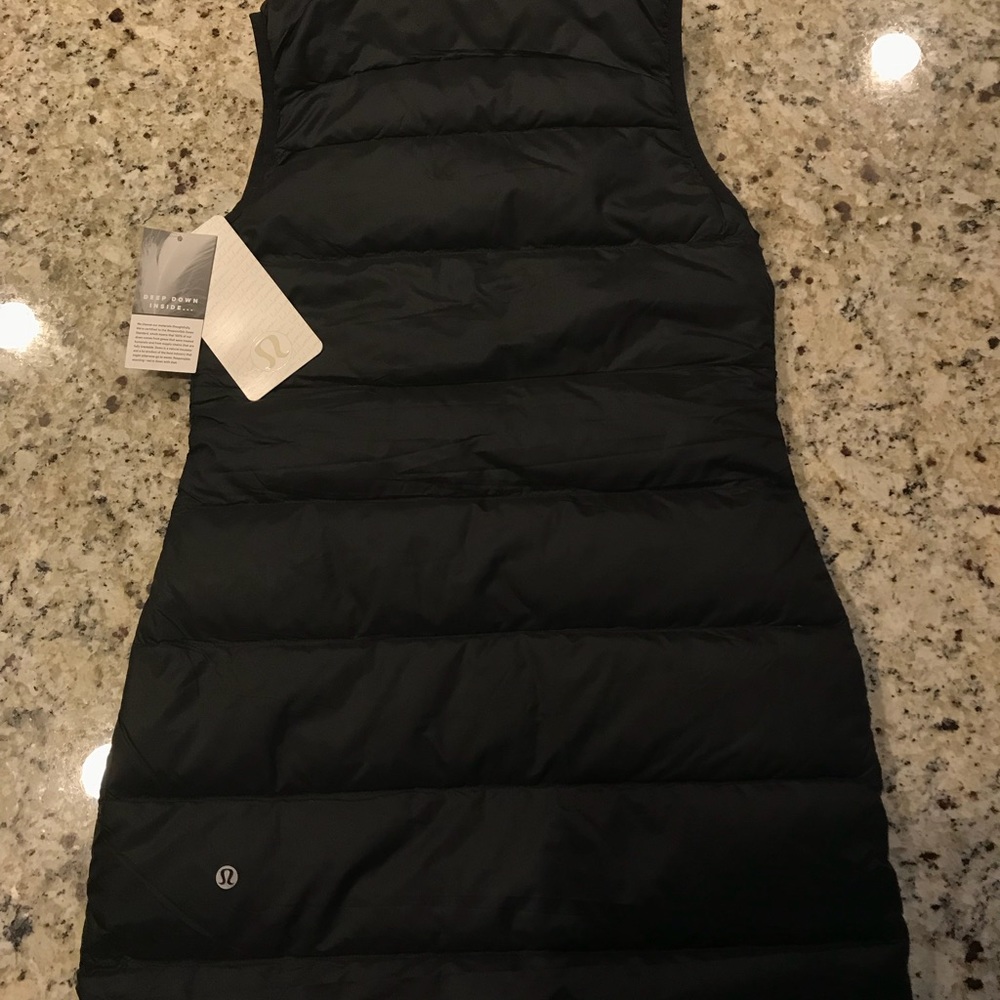 Sold NWT rare Lululemon All Days Vest black size 2